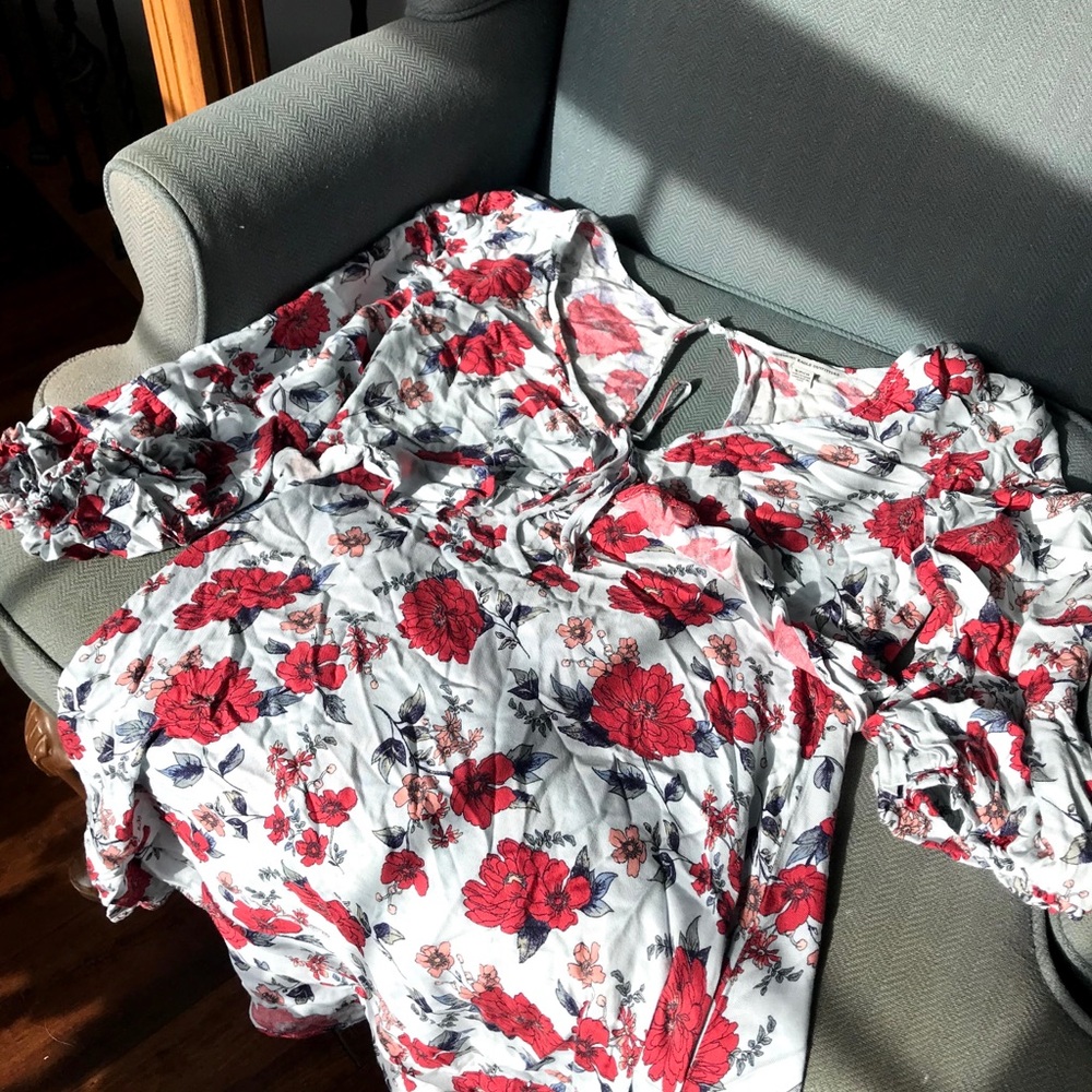 American Eagle floral dress.